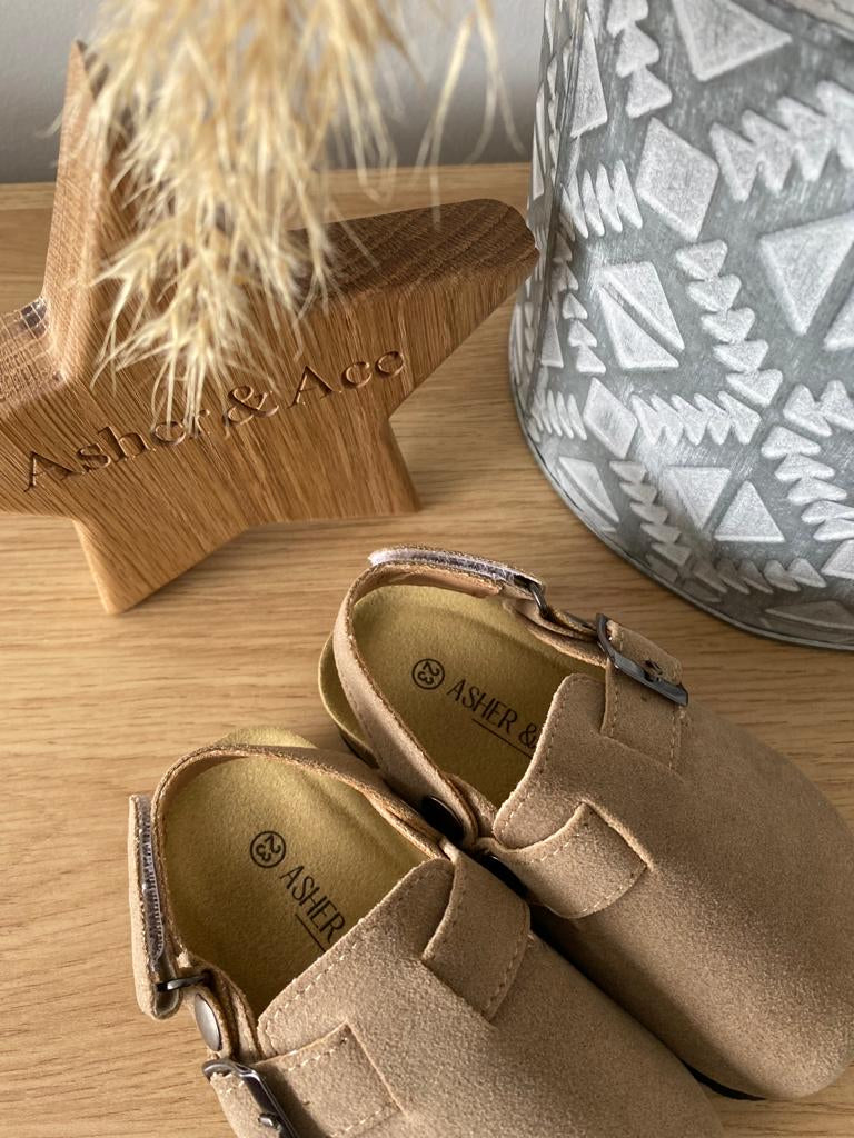 Clogs