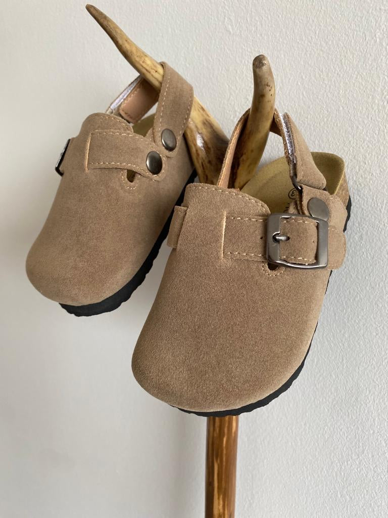Clogs