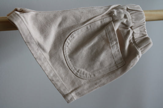 Shorts in Bone