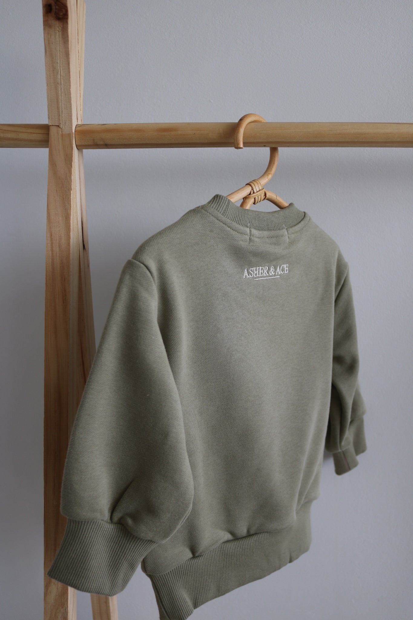 Kids Sweatshirt in Sage