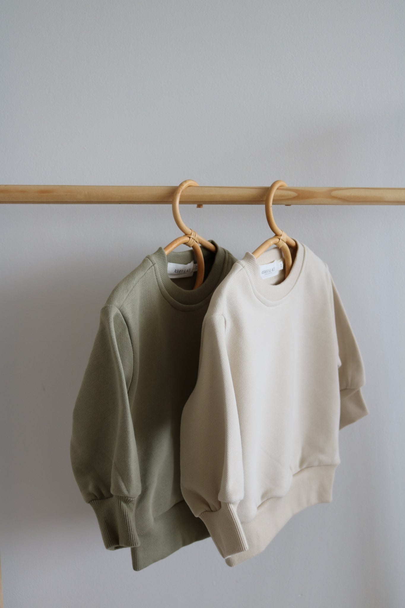 Kids Sweatshirt in Sage