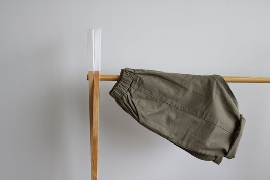Balloon Trousers in Khaki