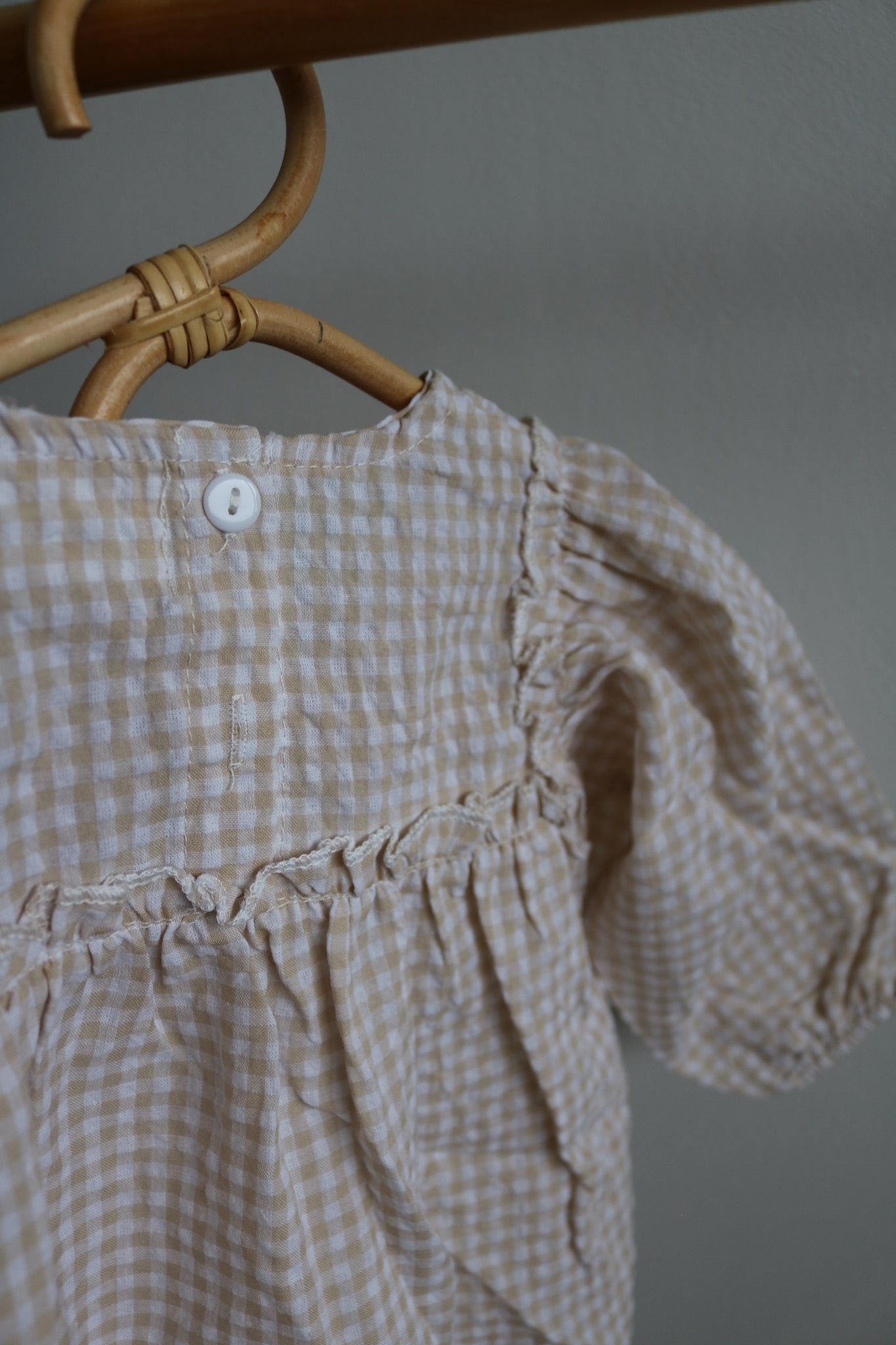 Gingham Romper and Bonnet Set in Beige