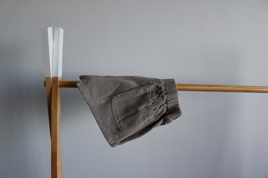 Shorts in Khaki Grey