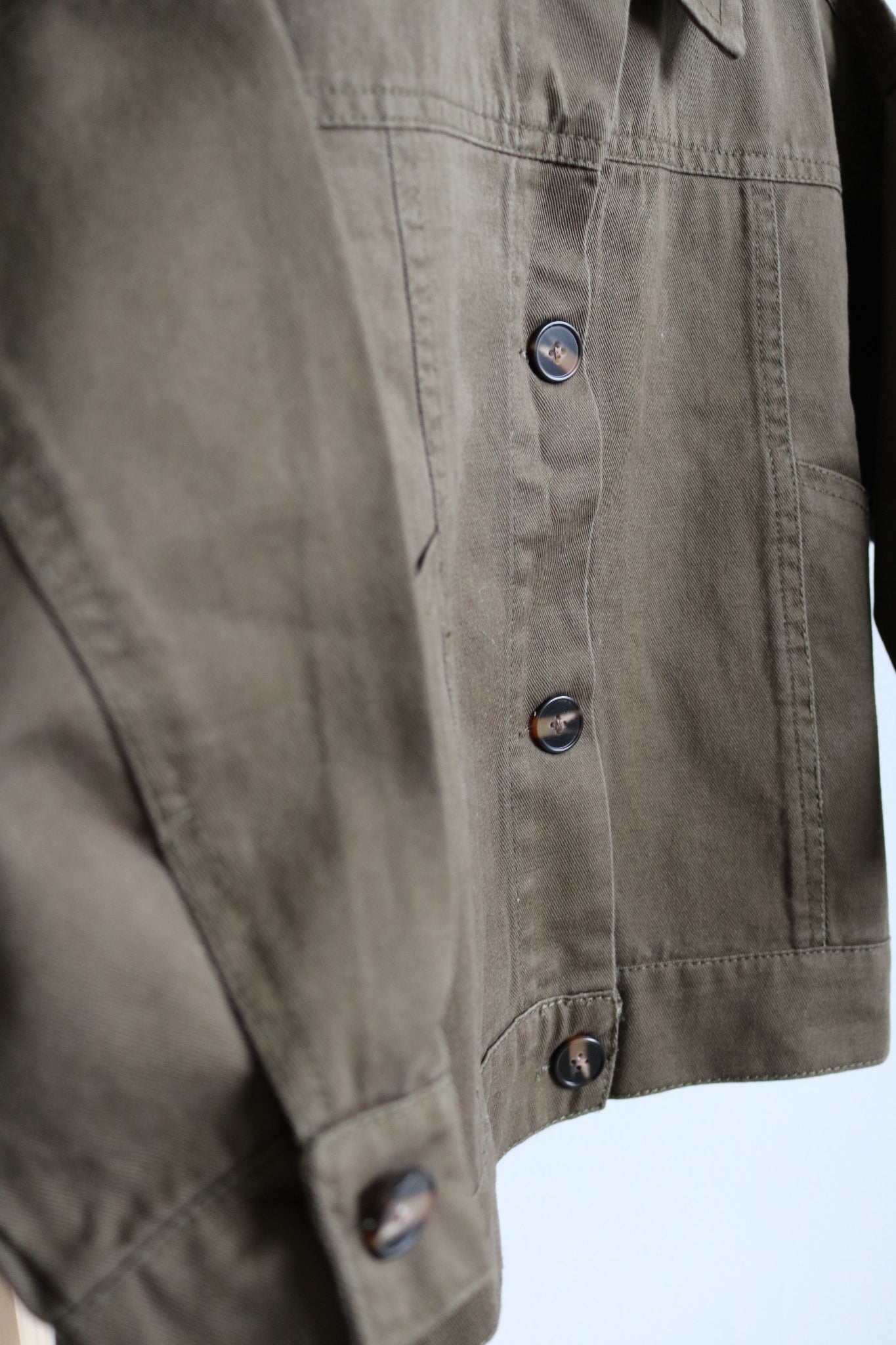 Light Summer Jacket in Khaki