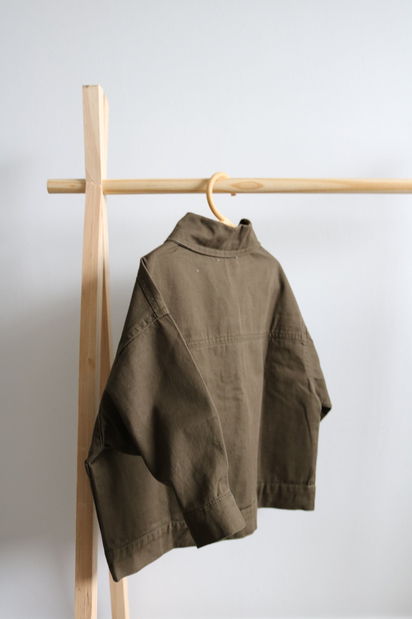 Light Summer Jacket in Khaki