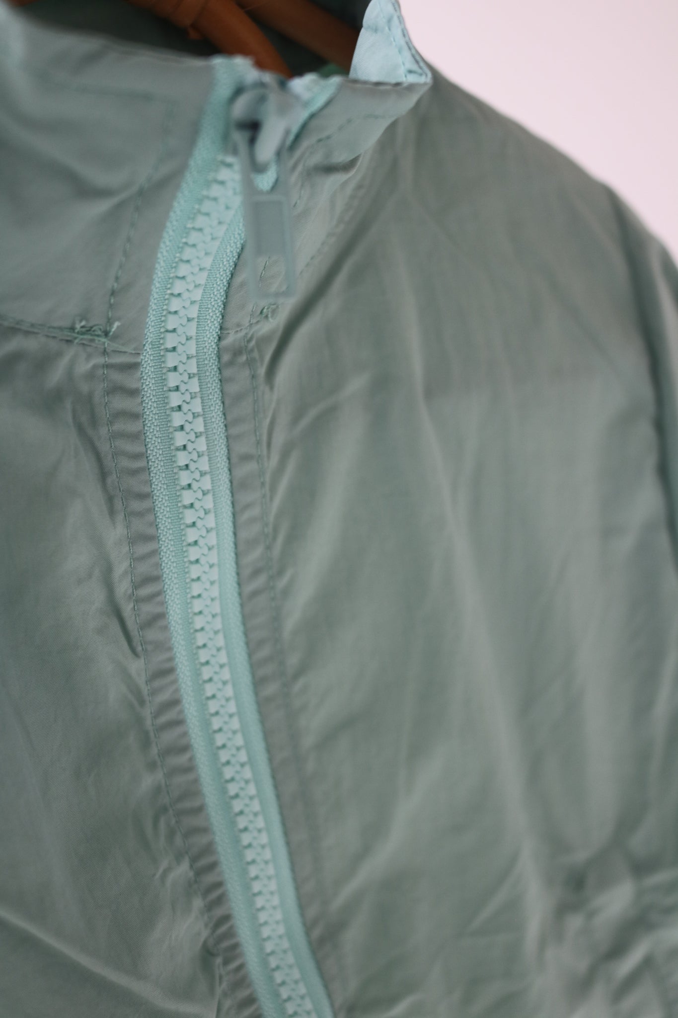 Windbreaker in Blue