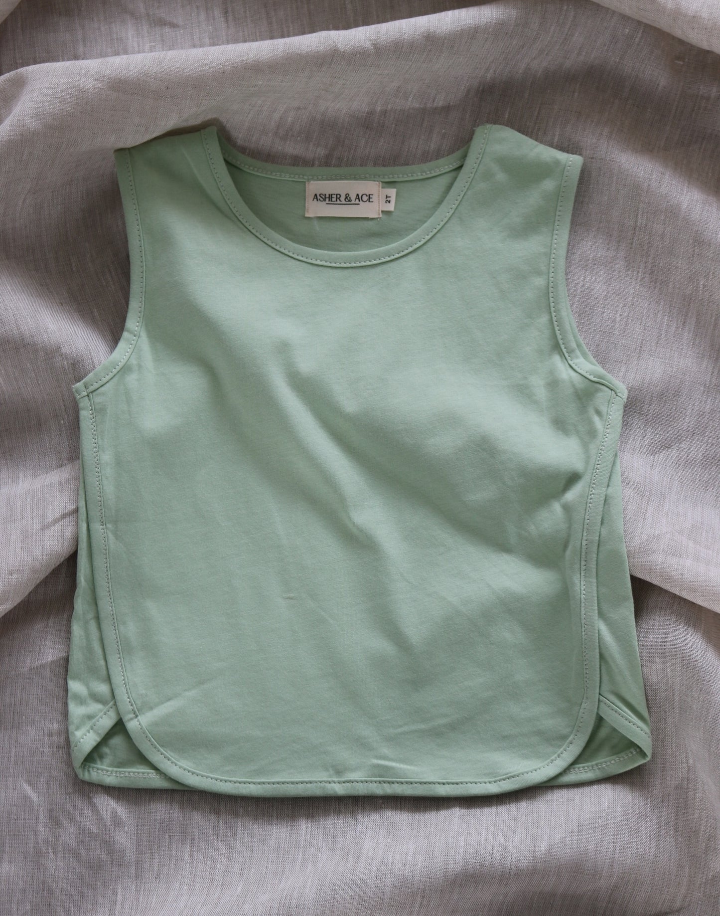 'Cheerful' in Mint