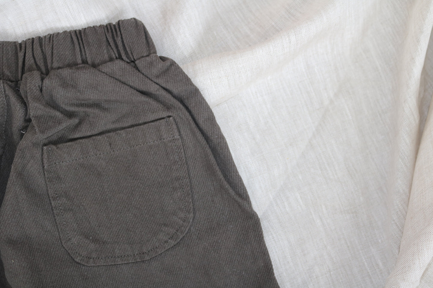 Balloon Trousers in Charcoal