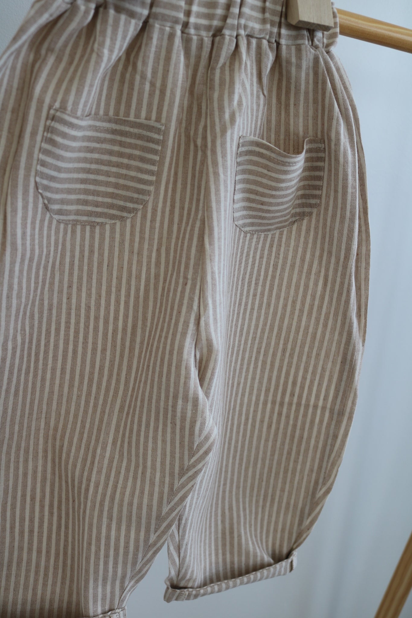 Linen Trousers in Caramel