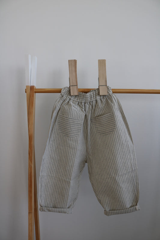 Linen Trousers in Grey